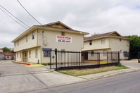 218-222 Merida St Apartments