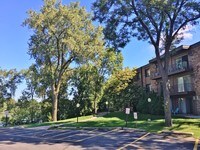 Lakehill Apartments