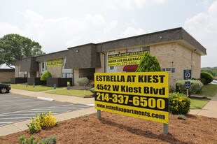 Estrella Apartments