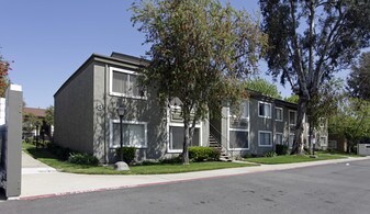 Easton Square Apartments