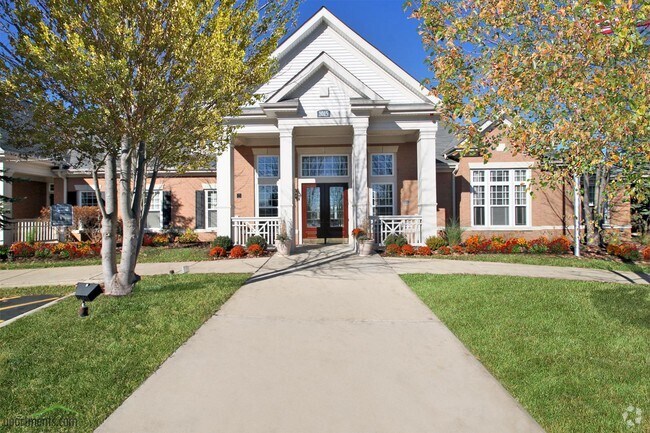 River Run at Naperville Apartments