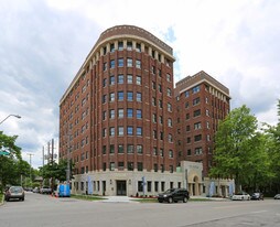 The Newbern Apartments