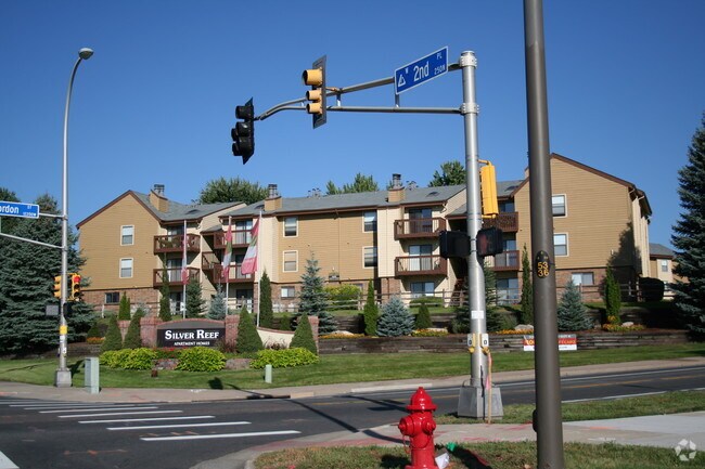 Silver Reef Apartments