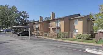 Oak Park Apartments