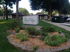 1000 Hazel St Pella IA Apartments