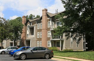 Adler at Waters Landing Apartments