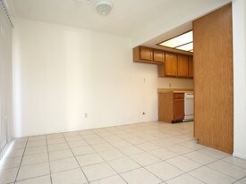 Avanti Townhomes Apartments