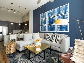 AMLI on Riverside Apartments