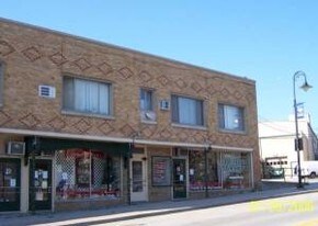 N88W16597 Main St Menomonee Falls WI Apartments