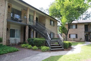 Lexington Park Apartments