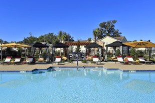 The Fountains at Chatham Parkway Apartments