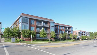 Flats On Vine Apartments