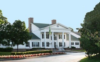 Oxford Hills Apartments