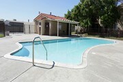 Sierra Pointe Apartments