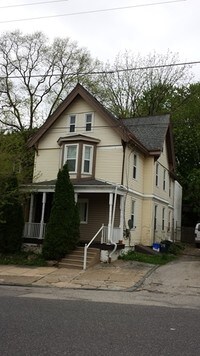 704 Oak Lane Ave Apartments