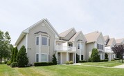 Broadway Knolls Apartments