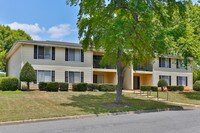 Oaks at Edgemont Apartments