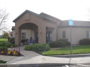 River Knolls Apartments
