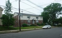 28 Ashland St Apartments
