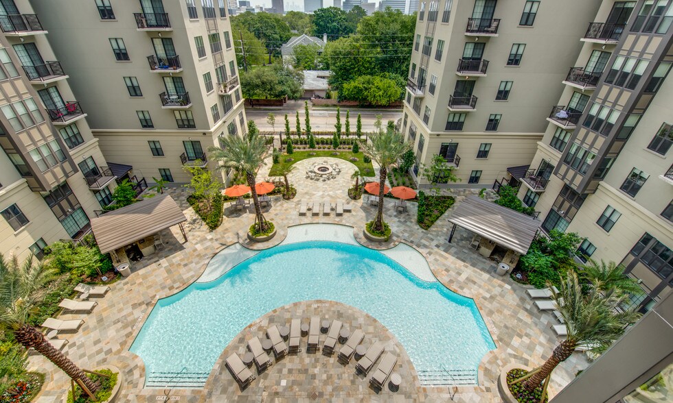 1900 Yorktown Rentals Houston, TX