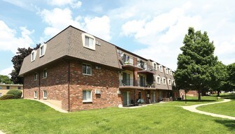 Blackhawk Apartments