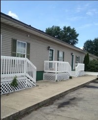 1400 Grace St Apartments