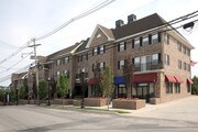East Gate of Nutley Apartamentos