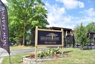 Legend Oaks Gated Community Apartments