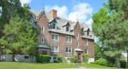 Dutch Village Apartments
