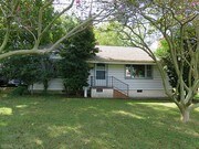 3 Bedroom Single-Family Home for Rent $1000