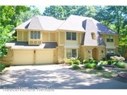 5 Bedroom Single-Family Home for Rent $2650