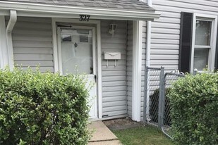 327 Spruce St Moosic PA Apartments