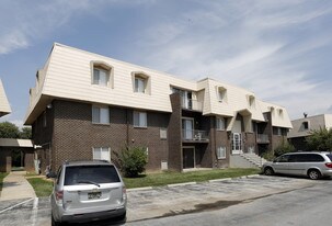 Spring Crossings Apartments