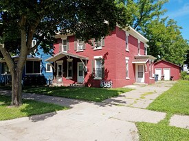 325 9th St S La Crosse WI Apartments