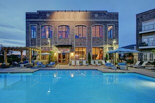Cadence Cool Springs Apartments
