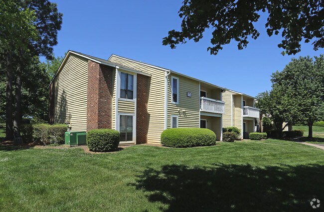 Somerstone at Winding Trails Apartments