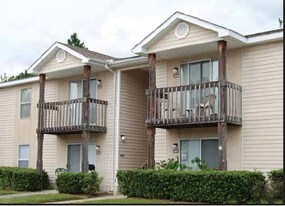 Harbor Pines Apartments