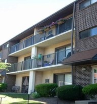 Town's Edge Apartments