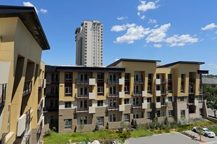 Solana Cherry Creek Apartments