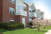 Gull Prairie / Gull Run Apts and Townhomes Apartments