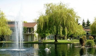 Lakeside Landing Apartments