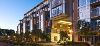 Crescent Falls Church Apartamentos