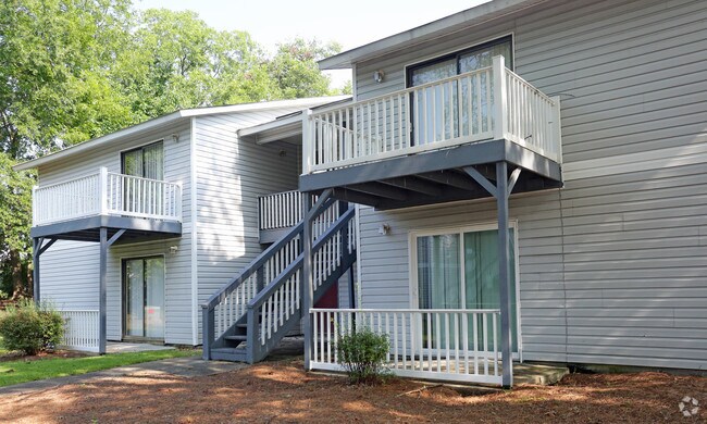 Legacy At The Lake Apartments
