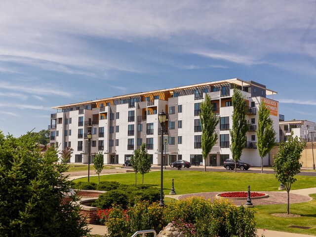 River Rock Apartment Homes