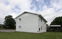 1706 NE 8th Ave Apartments