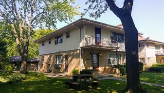 4249-4251 N 91st St Milwaukee WI Apartments