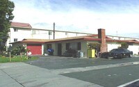 13618 Doty Ave Apartments