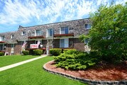 Buckingham Square Apartments