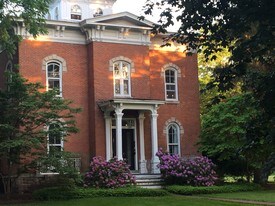 352 W Jackson St Palmyra NY Apartments