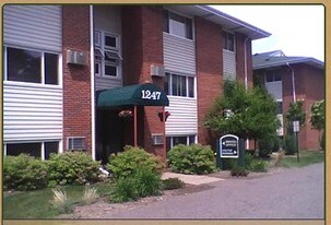 Canary Hill Apartments